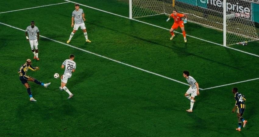 Fenerbahçe, Avrupa Ligi'nin 5. haftasında konuk ettiği  Ferencvaros ile  1-1 berabere