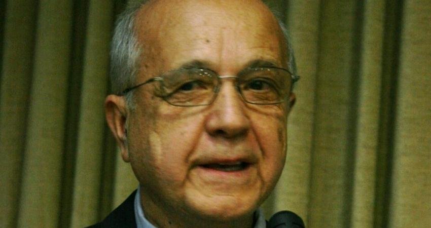 Avrupa’daki Türk basınının duayenlerinden gazeteci Doğan Pürsün, Frankfurt’ta hayatını kaybetti.