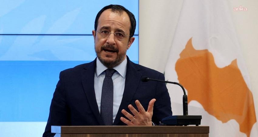 GKRY Başkanı Hristodoulides: “AB-Türkiye ilişkisine yönelik yaklaşımlarımızı değiştirdik, Türkiye her zaman Kıbrıs’ın komşusu olacak, bu yüzden AB’ye yakın bir komşu tercih ederim” Güney Kıbrıs Rum Yönetimi Başkanı Nikos Hristodoulides, “AB-Türkiye ilişkilerinde yeni