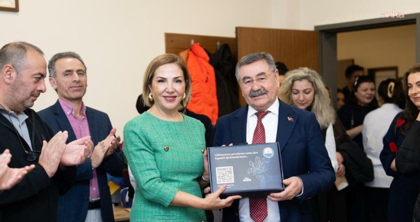 Gölbaşı Belediye Başkanı Yakup Odabaşı, 24 Kasım Öğretmenler Günü'nde ilçede görev