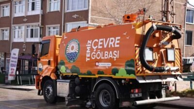 Gölbaşı Belediyesi Temizlik İşleri Müdürlüğü ekipleri, Oyaca Mahallesi’nde kapsamlı bir