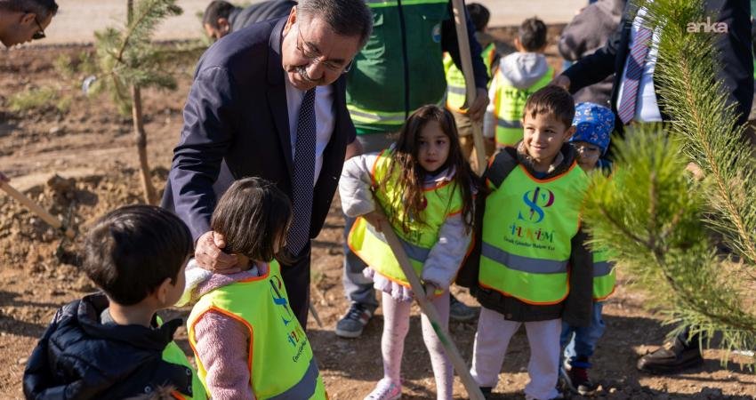 Gölbaşı Belediyesi, 11 Kasım Milli Ağaçlandırma Günü'nde “Bir Fidan Bir