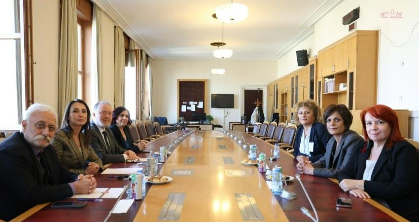 DEM Parti’den yapılan açıklamaya göre, Hatay Numune Mahallesi Barınma Mağdurları