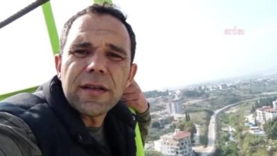 Hatay’ın Defne ilçesi Çekmece Mahallesi’nde, aylardır maaşlarını alamadıklarını söyleyen iki