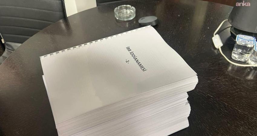 İBB iddianamesi tamamlandı… CHP avukatı Çağlayan: “Temel amaçları partiyi kapatmak” CHP Genel Merkez Avukatı Çağlar Çağlayan, tamamlanan İBB iddianamesine ilişkin