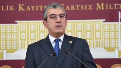 CHP Grup Başkanvekili Gökhan Günaydın, İBB soruşturmasına ilişkin hazırlanan 3