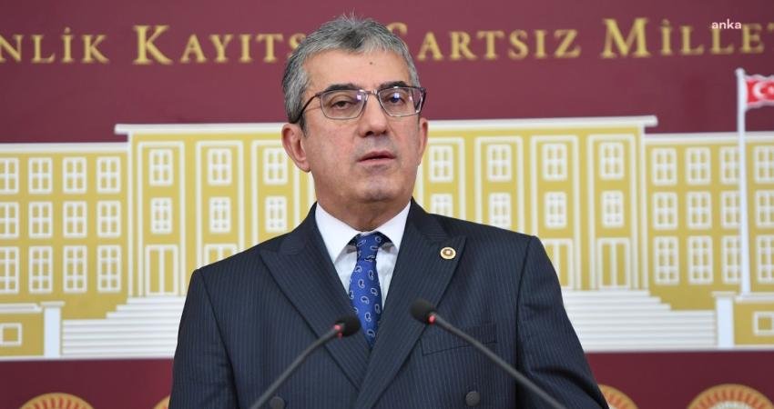 CHP Grup Başkanvekili Gökhan Günaydın, İBB soruşturmasına ilişkin hazırlanan 3