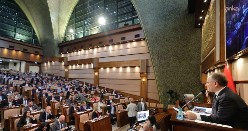 İBB Meclisi’nin kasım ayı toplantılarının 5’inci oturumunda kalan 19 ilçe