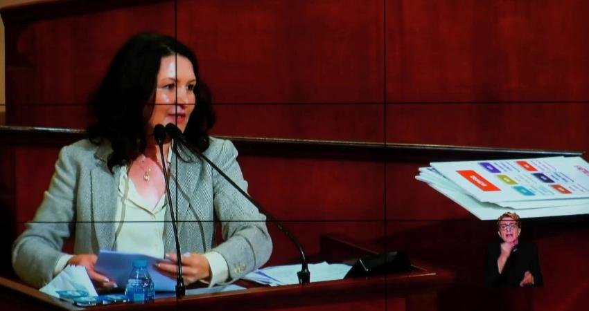 İstanbul Büyükşehir Belediye (İBB) Meclisi’nde CHP Grup Başkanvekili Ülkü İnanlı,