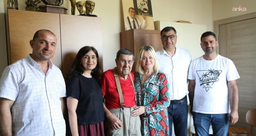 İstanbul Büyükşehir Belediyesi’ne (İBB) bağlı Şehir Tiyatroları, Zihni Göktay’ı “Gidiş