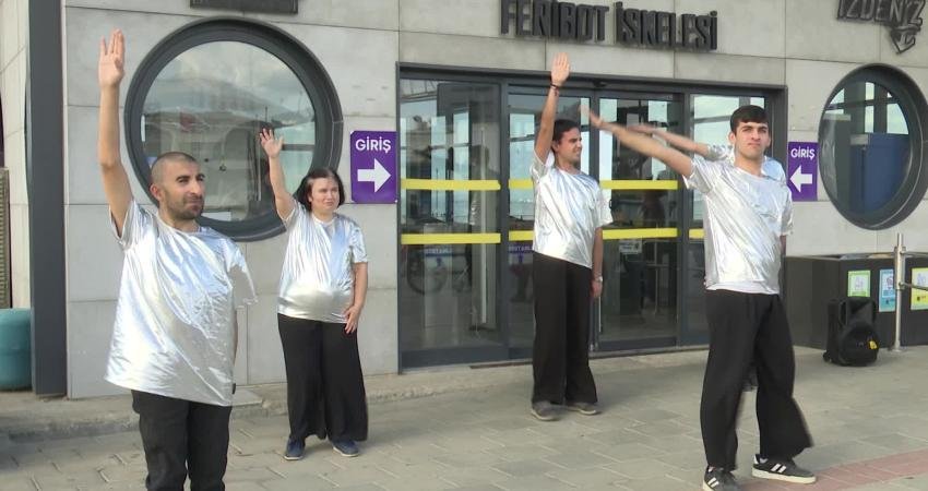 İzmir, 3 Aralık’ta “Farkında olalım, birlikte olalım” diyecek İzmir Büyükşehir Belediyesi, 3 Aralık Dünya Engelliler Günü kapsamında 1-5