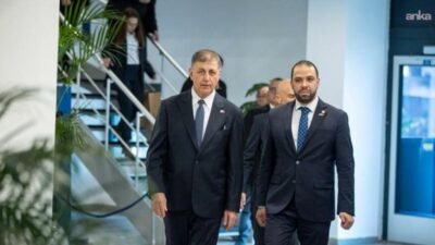 İzmir Büyükşehir Belediye Başkanı Cemil Tugay, Guatemala Büyükelçisi Eduardo Enrique