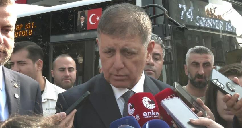 İzmir Büyükşehir Belediye Başkanı Cemil Tugay, Sayıştay raporlarında yer alan