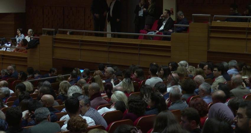 İzmir Büyükşehir’den akciğer kanseri farkındalığı için “Nefesini Koru” semineri İzmir Büyükşehir Belediyesi, Türk Akciğer Kanseri Derneği iş birliğinde 1-30