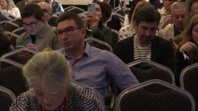 İzmir Büyükşehir Belediye Başkanı Cemil Tugay bu yıl 8'incisi düzenlenen