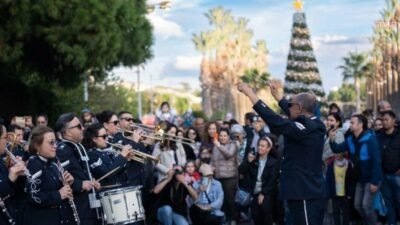 İzmir Büyükşehir Belediyesi, 2026 yılına sayılı günler kala İzmirlileri renkli