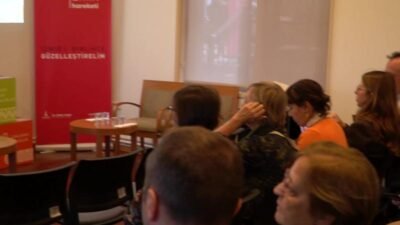 İzmir Büyükşehir Belediyesi’nin öncülüğünde Şato binasının Güzel İzmir Hareketi Etkinlik