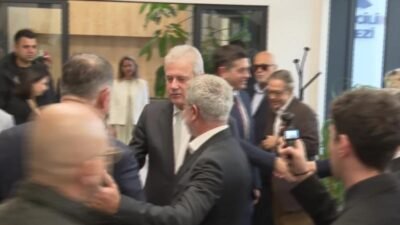 İzmir Büyükşehir Belediye Başkanı Cemil Tugay, İzmir Ticaret Odası Yönetim