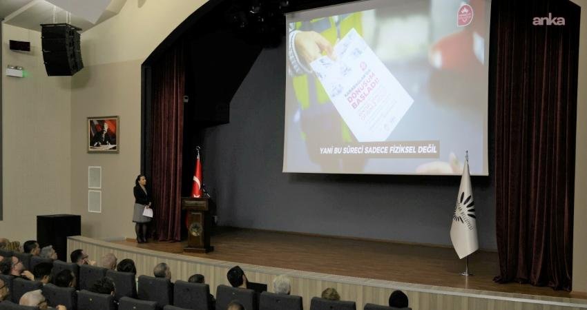 Karabağlar’da kentsel dönüşüm için bilgilendirme toplantısı Karabağlar Belediye Başkanı Helil Kınay, Osman Aksüner Mahallesi 1. Etap