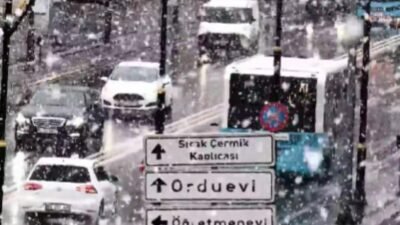 Karayolları Genel Müdürlüğü, Sivas'ta etkili olan yoğun kar yağışı ve