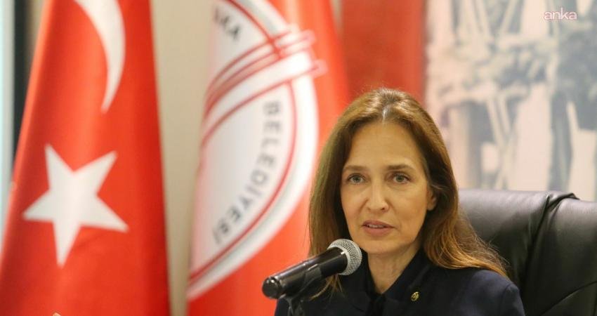 Karşıyaka Belediye Başkanı Yıldız Ünsal, Bostanlı Pazar Yeri’nde gerçekleştirilecek “Tekstil