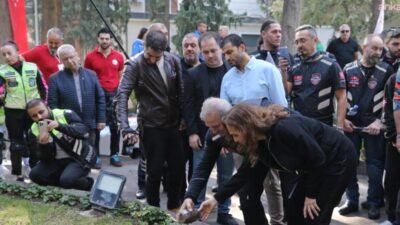 Büyük Önder Atatürk’ü anmak için Karşıyaka’ya gelen Silivri Motosiklet Grubu,