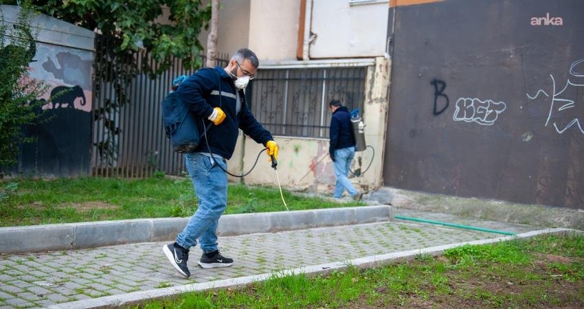 Karşıyaka’da haşerelere karşı kararlı mücadele Sağlıklı bir çevre ve kent yaşamı için çalışmalarını sürdüren Karşıyaka