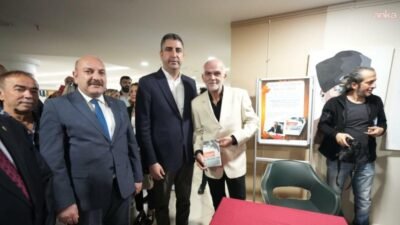 Kartal Belediyesi ile Kartal Kaymakamlığı’nın katkılarıyla gazeteci-yazar Murat Karaca’nın ilk