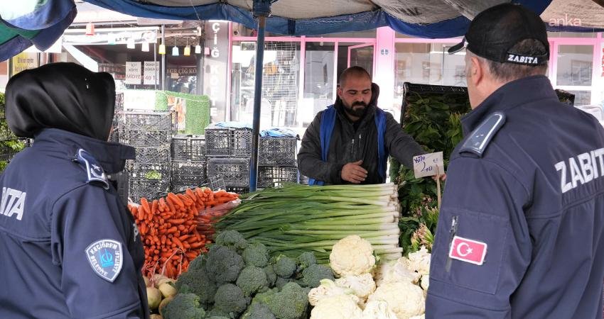 Keçiören zabıtasından semt pazarlarında denetim Keçiören Belediyesi Zabıta Müdürlüğü ekipleri, semt pazarlarında tartı ve terazi