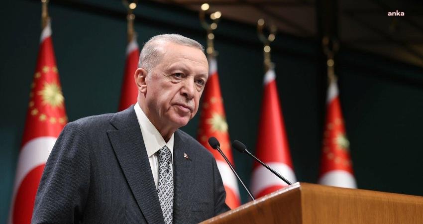 KKTC’nin kuruluşunun 42’nci yıl dönümü… Cumhurbaşkanı Erdoğan: “Kıbrıs Türk halkıyla dayanışmamızı her alanda güçlendirmeye devam edeceğiz” Cumhurbaşkanı Recep Tayyip Erdoğan, KKTC'nin 42'nci kuruluş yıl dönümü dolayısıyla