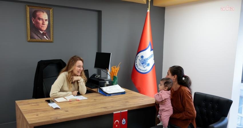 Konak’ta “Komşu Buluşmaları”nın dördüncüsü Türkan Saylan Kültür Merkezi’nde yapıldı Konaklıların mahalleleri ile ilgili istek, öneri ve şikayetlerini Başkan Nilüfer