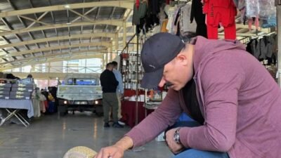 Konyaaltı Belediye Başkanı Cem Kotan, Liman ve Hurma Mahallesi’ndeki esnafla