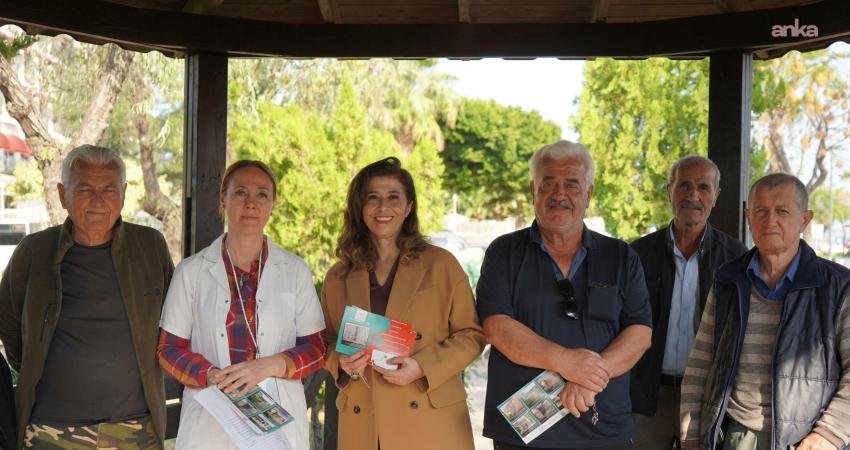 Konyaaltı Belediyesi, Dünya Diyabet Günü dolayısıyla Gürsu Emekli Kahvesi'nde vatandaşlara