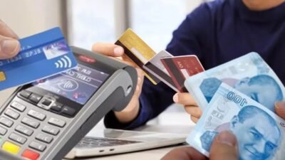 Merhaba millet! Gösteriş Cumhuriyeti’ne hoş geldiniz! Burada mutluluk taksitle, özgürlük