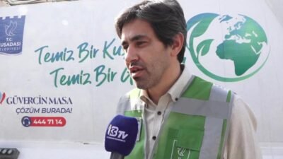 Kuşadası Belediyesi, kent temizliğini sürdürülebilir kılma amacıyla başlattığı "çöp çıkarma