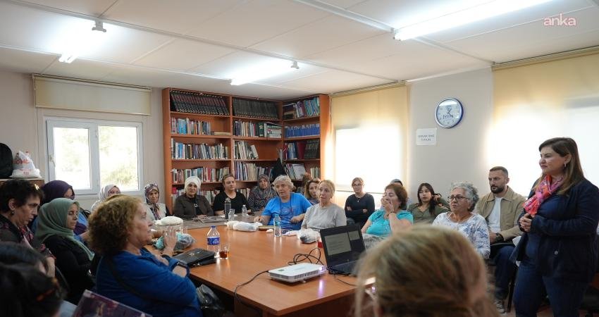 Maltepe’de “Değişen Dünyada Yaşlanmamayı Seçenler” söyleşisi düzenlendi Maltepe Belediyesi, Maltepe Üniversitesi İnsan ve Toplum Bilimleri Araştırma ve