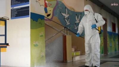 Maltepe Belediyesi, ara tatilde ilçedeki okullarda hijyen ve dezenfeksiyon çalışmalarına