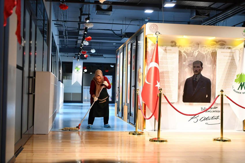 Mamak Belediyesi, bünyesinde hizmet veren beş kreşte detaylı temizlik çalışmalarına