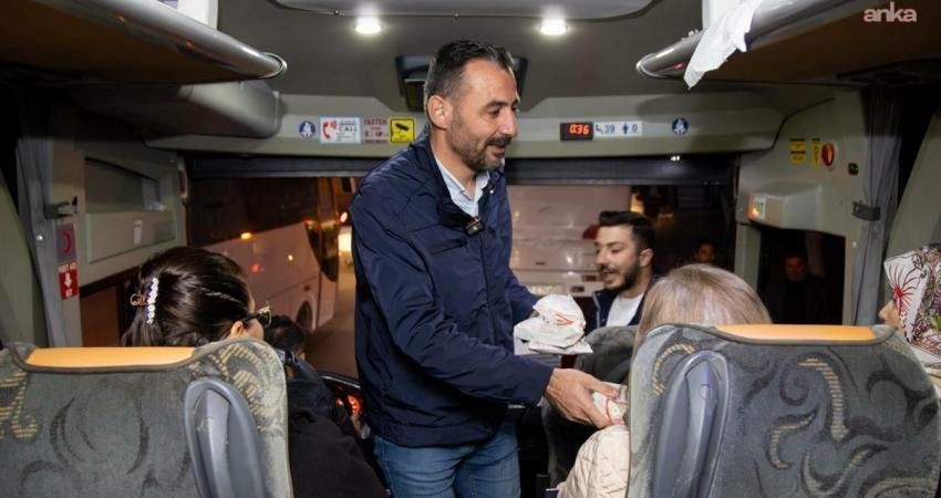 Manavgat Belediye Başkan Vekili Mehmet Çiçek, sabahın saatlerinde turizm emekçileri