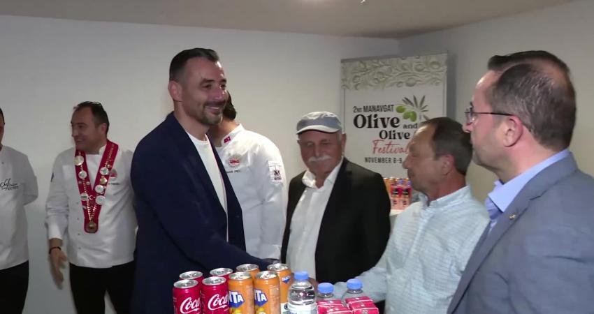 Manavgat Belediyesi tarafından bu yıl ikincisi düzenlenen Zeytin ve Zeytinyağı