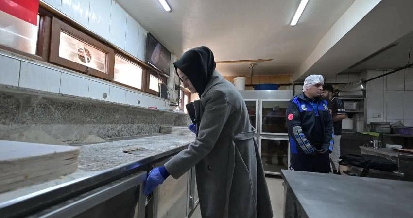 Manisa Büyükşehir Belediyesi, il genelinde artırılan hijyen ve işgaliye denetimleri