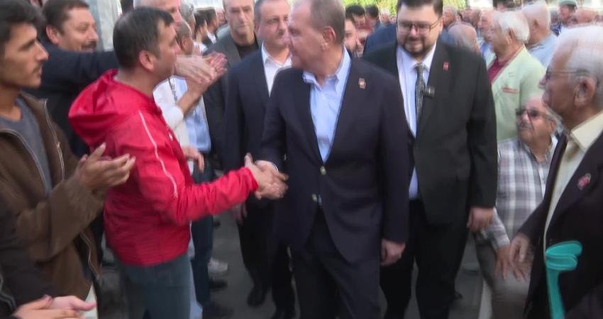 Mersin Büyükşehir Belediye Başkanı Seçer’den Toroslar ve Mezitli ilçe örgütlerine tebrik ziyareti Türkiye Belediyeler Birliği Başkan Vekili ve Mersin Büyükşehir Belediye Başkanı