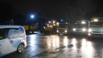 Meteoroloji Genel Müdürlüğü’nün kuvvetli yağış uyarısının ardından harekete geçen Mersin