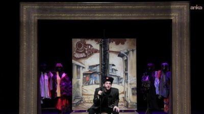 Mersin Büyükşehir Belediyesi Şehir Tiyatrosu’nun beğenilen oyunu "Eyvah Nadir", 7.