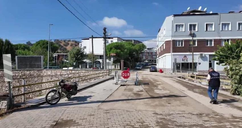 Aydın’ın Nazilli ilçesine bağlı İsabeyli Mahallesi’nde, iki mahalleyi birbirine bağlayan