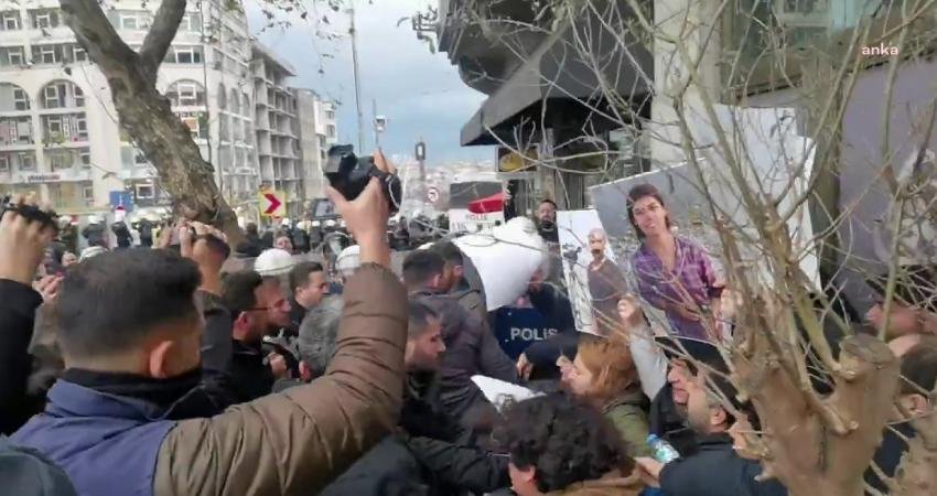 Nazım Daştan ve Cihan Bilgin’le ilgili basın açıklamasını takip eden gazeteciler hakkında beraat kararı verildi Suriye'nin kuzeyinde bir operasyonda ölen Nazım Daştan ve Cihan Bilgin'le