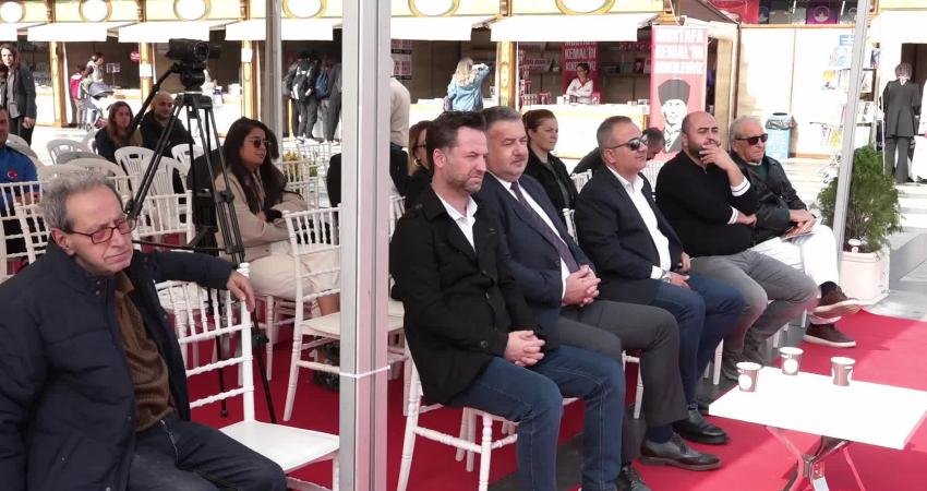 Osmangazi Kitap Fuarı zengin içeriği ile devam ediyor Osmangazi Belediyesi’nin Yayıncılar Kooperatifi (YAYKOOP) iş birliğiyle bu yıl ilk kez