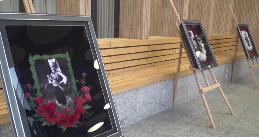 Osmangazi’de Atatürk’ü Anma Haftası dolayısıyla sergi açılışı yapıldı Osmangazi Belediyesi ve Balkan Göçmenleri Kültür ve Dayanışma Derneği (BAL-GÖÇ)