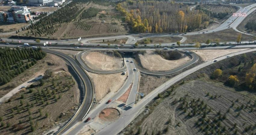 Ankara Büyükşehir Belediyesi, Sabancı Bulvarı-Ankara Bulvarı bağlantısındaki sinyalize kavşağı kaldırarak