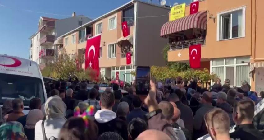 Şehit Berkay Karaca, memleketi Kırklareli’nde son yolculuğuna uğurlandı Türk Silahlı Kuvvetleri'nin Gürcistan-Azerbaycan sınırında düşen "C130" tipi askeri kargo uçağında